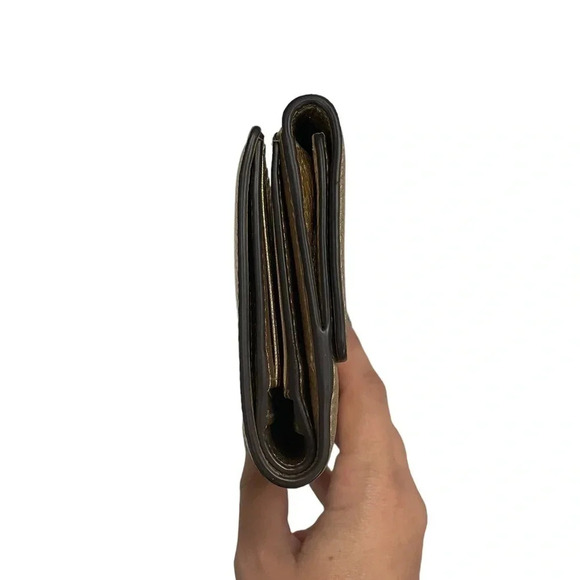 Women's MICHAEL Michael Kors Lille Large Carryall Wallet - Picture 10 of 10